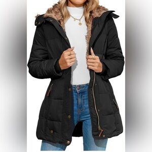 Women's Black Puffer Jacket with Faux Fur Trim
